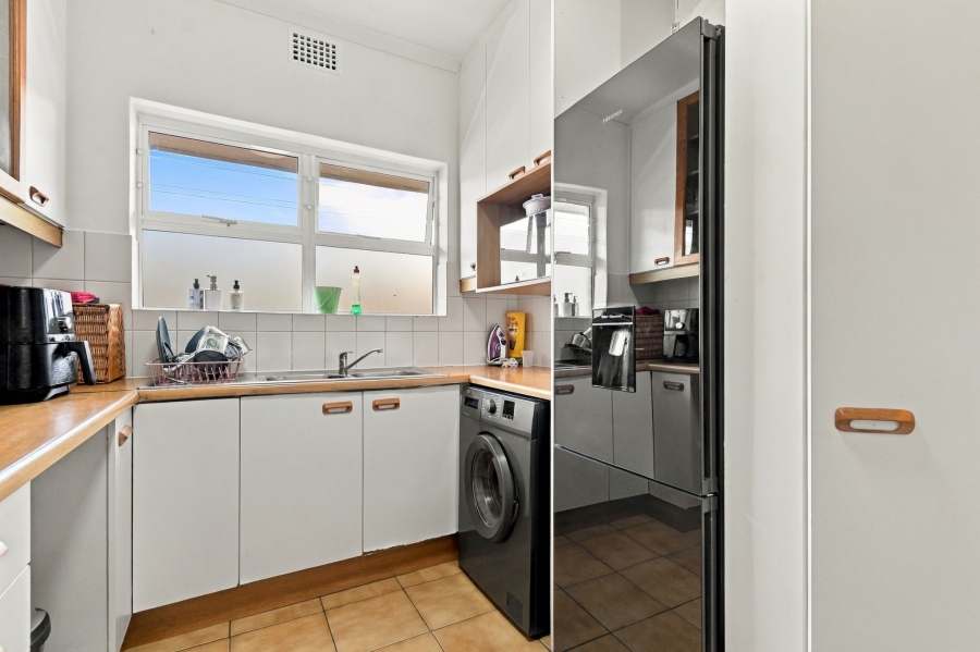 2 Bedroom Property for Sale in Kenilworth Western Cape